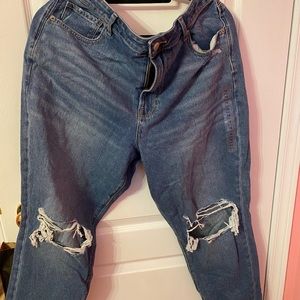 American eagle mom jeans